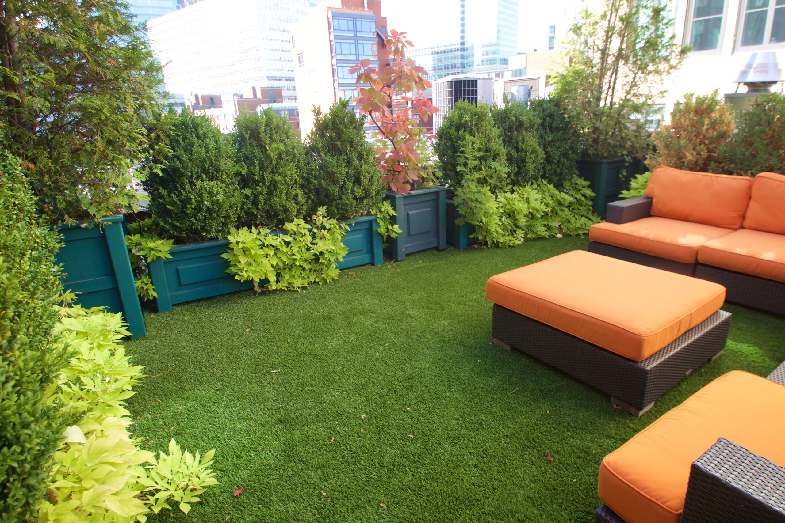 New York Rooftop Apartment Artificial Grass New York Rooftop Apartment Artificial Grass